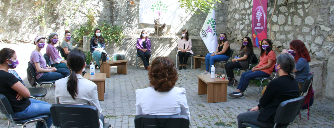 Ankara Kadın Platformu’ndan partimize ziyaret: Faşizmi bitirecek olan yine biz kadınlarız