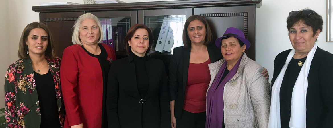 İzmir Kadın Kuruluşları Birliğinin meclis grubumuzu ziyareti 