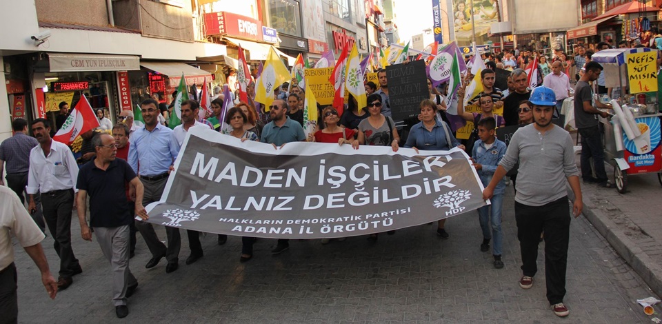 HDPliler Adanada katliamı protesto etti 