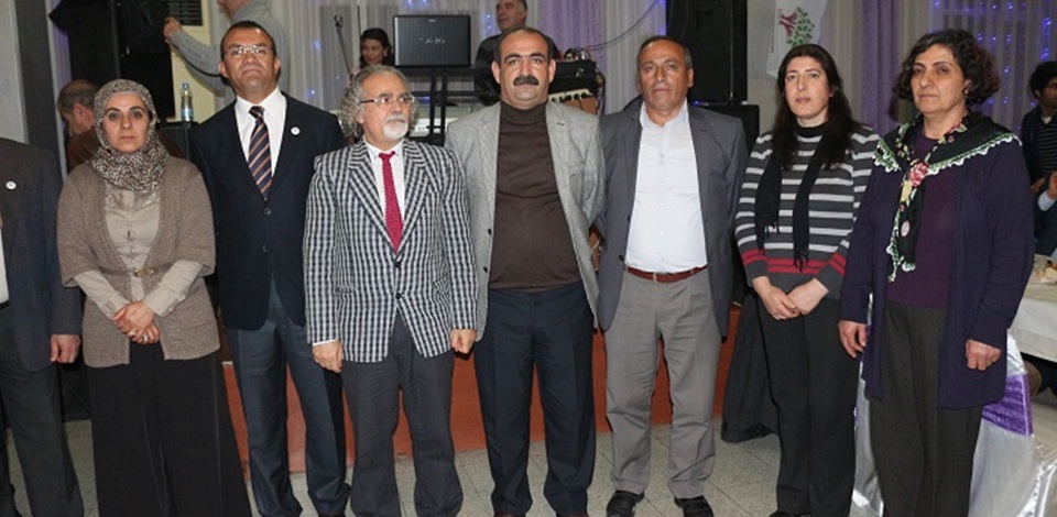 HDPnin Aydın adayları halkla buluştu