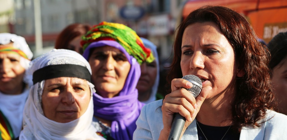 HDP Milletvekili Irmak: Devlet erkeği kuruyor tecavüzlere arka çıkıyor