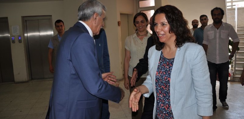 HDP Milletvekili Irmak’tan belediyelere ziyaret