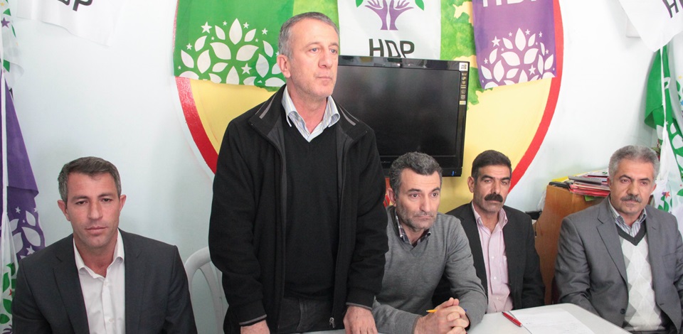 HDP Osmaniye adayları halkla buluştu
