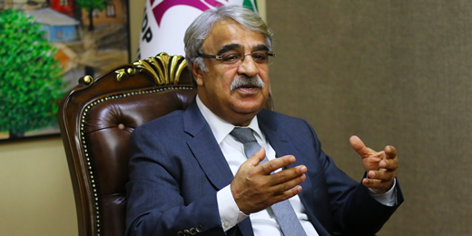 Sancar: Kayyım politikasıyla Kürt halkının iradesini kırmak isteyenler, karşılarında HDP’yi bulacaktır