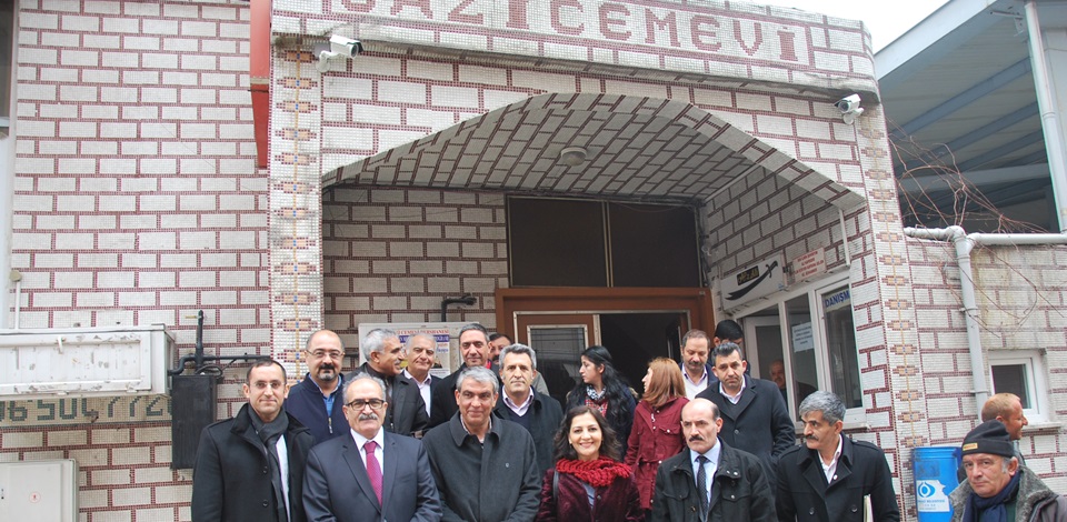 HDPliler Alevi dedelerini ziyaret etti